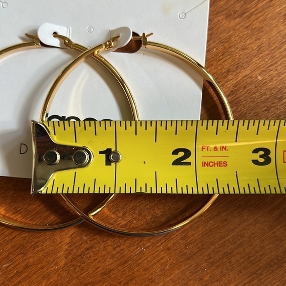 Asos design gold tone hoop earrings - Picture 6 of 6